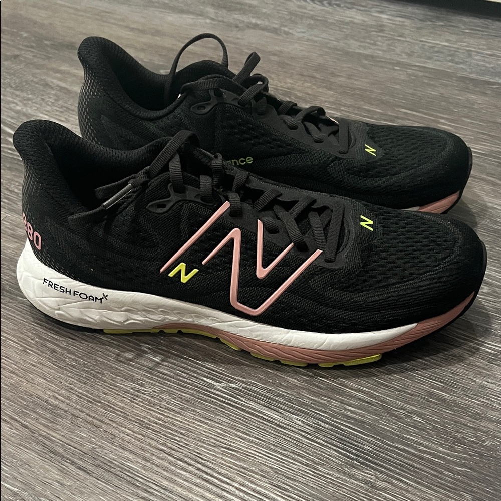 New Balance Fresh Foam Women's Black and Pink Running Shoes